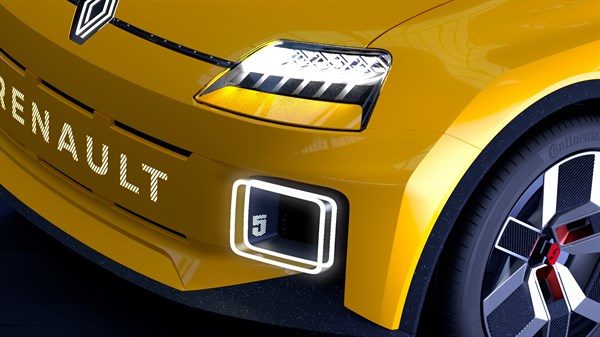 led lighting signature - Renault 5 E-Tech electric prototype